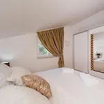 Lägenhet La Perla Trogir