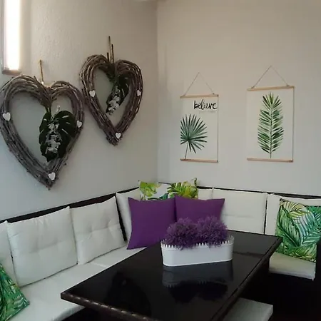 Apartment La Perla *