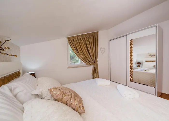 Apartman La Perla Trogir